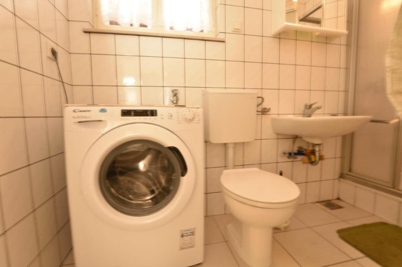 Apartment Hans Primošten Esterno foto